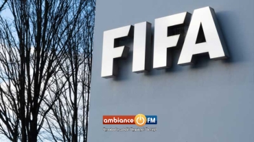 الإتحاد الدولي لكرة القدم يعلن عن تعديلات جديدة في قوانين اللعبة